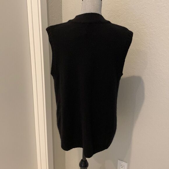 Pine Needles NY Sweater Vest - Picture 7 of 8